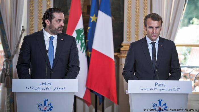 Frankreich Emmanuel Macron & Saad Hariri in Paris (picture-alliance/Maxppp/N. Messyasz)