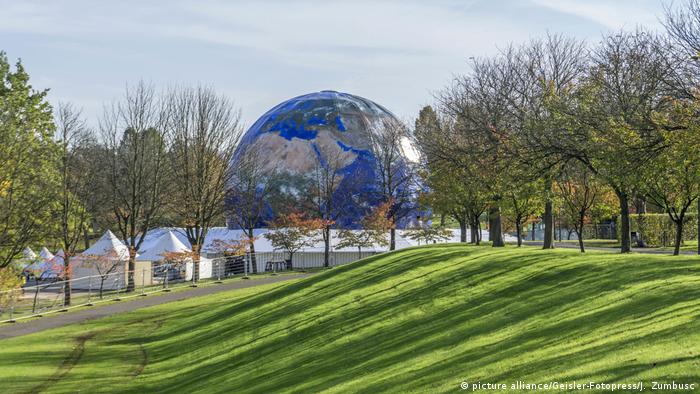 Deutschland Das COP 23 Gelände der UN-Klimakonferenz in Bonn (picture alliance/Geisler-Fotopress/J. Zumbusc)