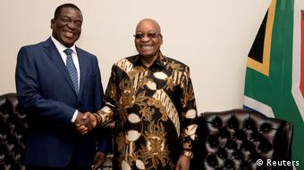 Südafrika Emmerson Mnangagwa, Simbabwe & Jacob Zuma in Pretoria (Reuters)