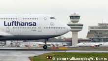 Lufthansa Jumbo-Jet Symbolbild Preisexplosion für Flugticket
