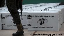 Honduras Wahlunterlagen in einem Wahllokal in Tegucigalpa