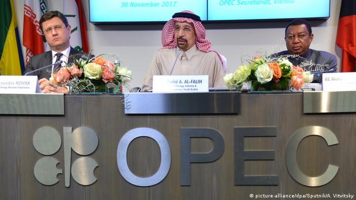 Russia and Saudi Arabia forge alliance to engineer oil prices thumbnail