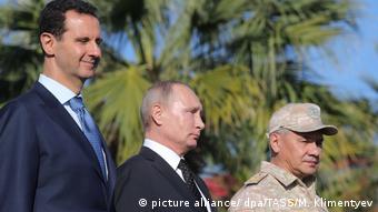 Rais wa Syria Bashar al Assad na rais wa Urusi Vladimir Putin (picture alliance/ dpa/TASS/M. Klimentyev)