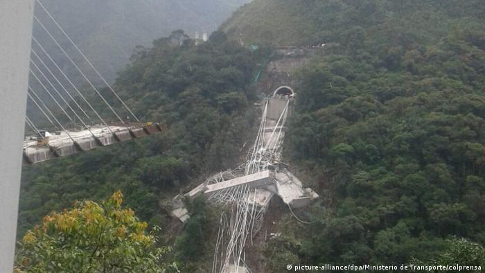 Bridge collapse in Colombia (picture-alliance/dpa/Ministerio de Transporte/colprensa)