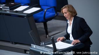 Deutschland Bundestag Debatte zu Antisemitismus | Beatrix von Storch AfD (picture-alliance/dpa/B. von Jutrczenka)