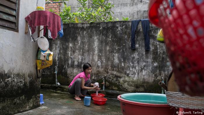 Vietnam Hausarbeit in Ho Chi Minh Stadt (Oxfam/S. Tarling)