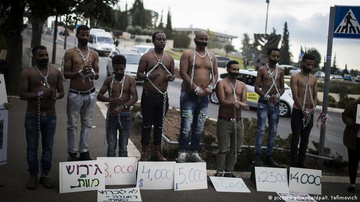 Protestas en Jerusalén contra las anunciadas deportaciones de inmigrantes africanos en Israel.