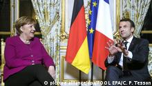 Frankreich Merkel bei Macron