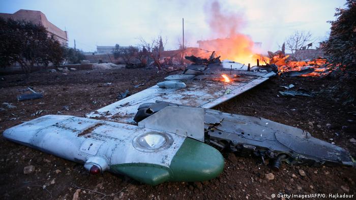 Atualizado: Piloto russo cai em Idlib e é morto por rebeldes sírios