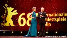 68. Berlinale – Eröffnung - Anke Engelke und Dieter Kosslick 