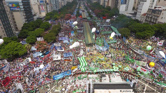 Manifestación en Buenos Aires convocada por el sindicalista Hugo Moyano.
