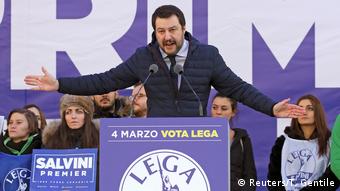 Italien | Rede des Lega Nord-Vorsitzenden Matteo Salvini in Mailand (Reuters/T. Gentile)