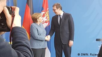 Deutschland Serbien Vucic bei Merkel (DW/N. Rujevic)