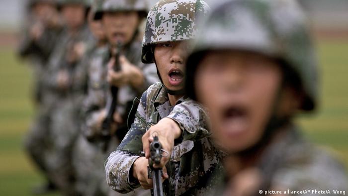 China Militär (picture alliance/AP Photo/A. Wong)