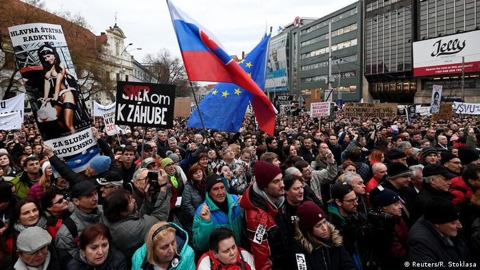 A large crowd of protesters in Bratislava (Reuters/R. Stoklasa)