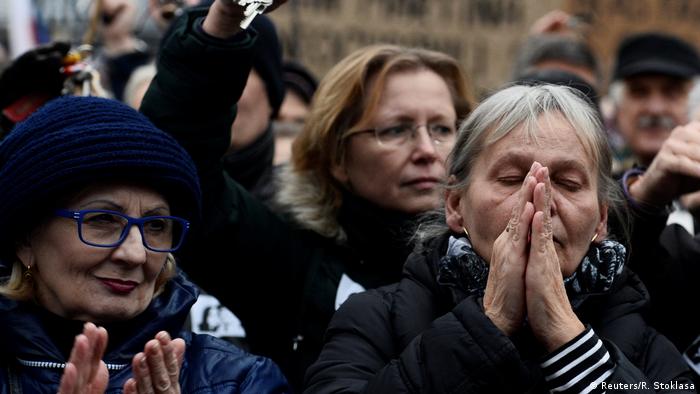 Slowakei Bratislava Demonstrationen nach Journalistenmord (Reuters/R. Stoklasa)