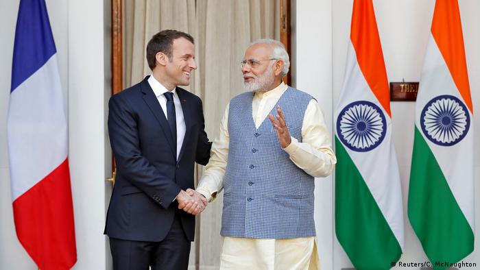 Il Primo Ministro indiano Narendra Modi e il Presidente della Francia Emmanuel Macron durante un incontro a Nuova Delhi, 10/03/2018. Credits to: AFP/Ministero degli Affari Esteri indiano.