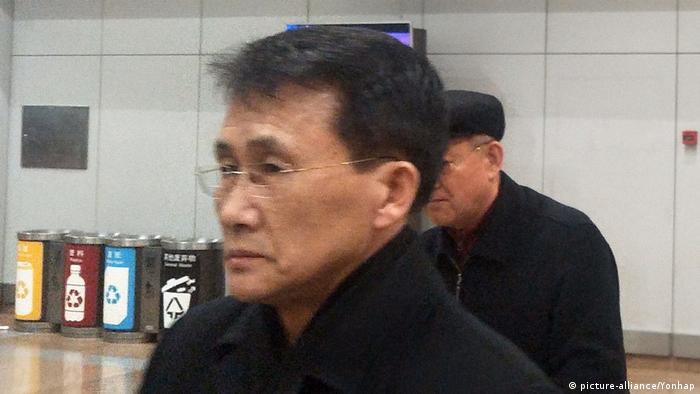 El diplomático norcoreno Choe Kang-il