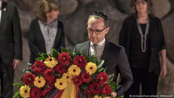 Новият германски външен министър Хайко Маас продължава традицията на сближаване между народите на Израел и Германия. По време на първото му официално посещение в Израел през март 2018 година той положи венец в мемориалния комплекс „Яд Вашем“, където се почита паметта на жертвите от Холокоста. 