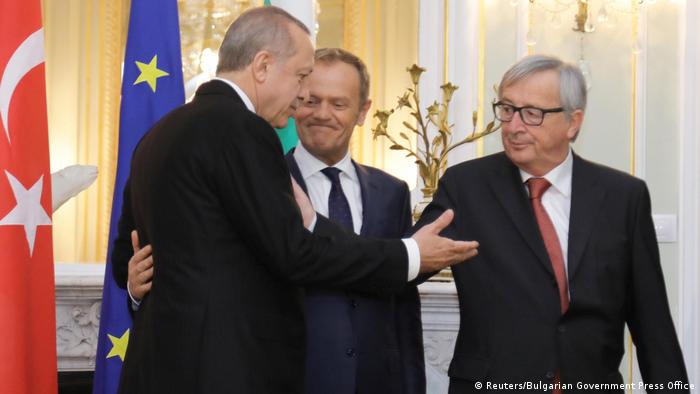 Bulgarien Warna EU Türkei Gipfel Erdogan, Donald Tusk und Jean-Claude Juncker (Reuters/Bulgarian Government Press Office)