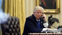 Washington Oval Office Donald Trump Telephon