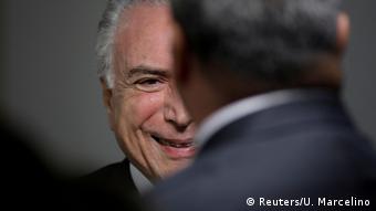 Brasilien Gerichtshof verhandelt über Haft von Ex-Präsident Lula | Temer (Reuters/U. Marcelino)