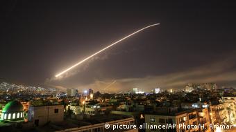 Syrien - US-Militärschlag auf Damaskus (picture alliance/AP Photo/H. Ammar)