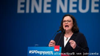 Außerordentlicher Bundesparteitag der SPD (picture-alliance/dpa/B. von Jutrczenka)