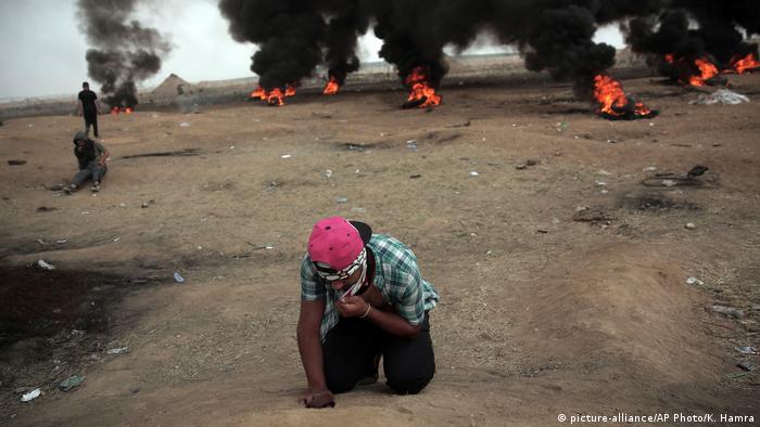 Proteste in Gaza Palästina (picture-alliance/AP Photo/K. Hamra)