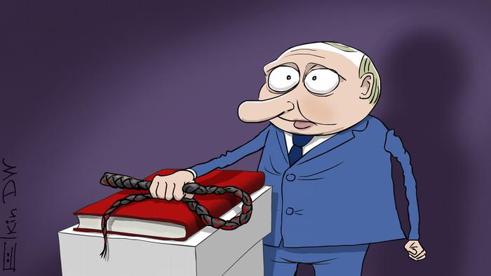 Putin put a whip on the constitution