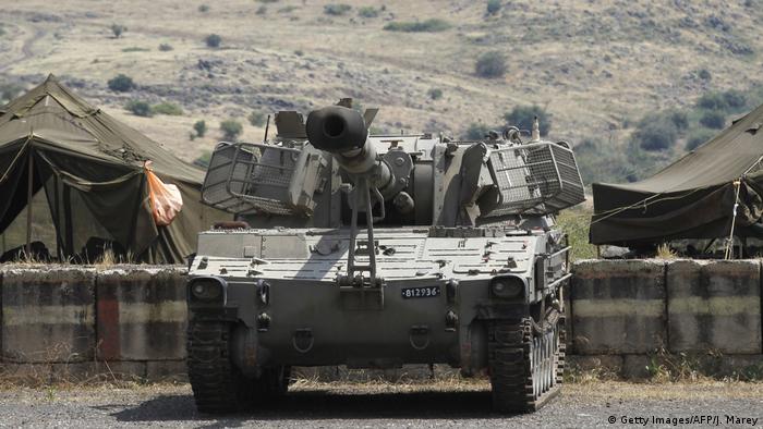 Israelische Panzer auf den Golanhöhen (Getty Images/AFP/J. Marey)