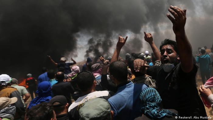 Proteste im Gazastreifen an der Grenze zu Israel (Reuters/I. Abu Mustafa)