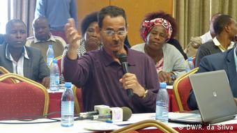 Mozambik Treffen von Zivilgesellschaft und Politikern zur Dezentralisierung der Regierung | Gulan Taju (DW/R. da Silva)