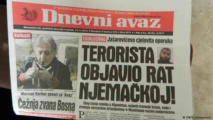 Bosnien und Herzegowina Tagsezeitung (DW/S. Huseinovic)