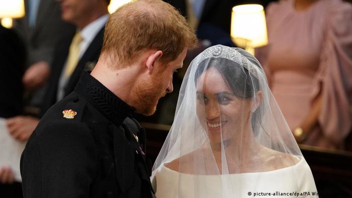 UK | Hochzeit Prinz Harry & Meghan Markle | Brautpaar (picture-alliance/dpa/PA Wire/ D. Lipinski)