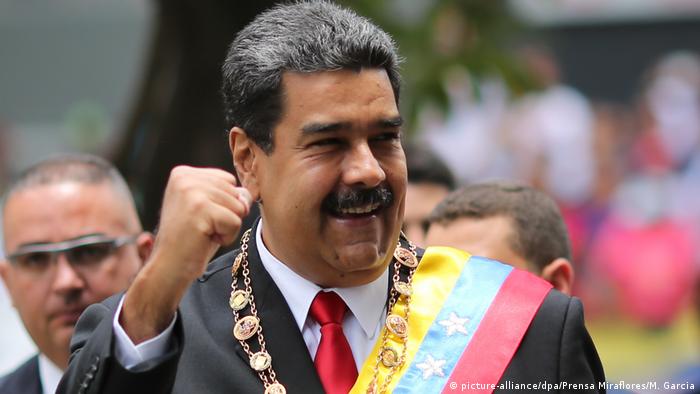 Venezuela Vereidigung Präsident Maduro (picture-alliance/dpa/Prensa Miraflores/M. Garcia)