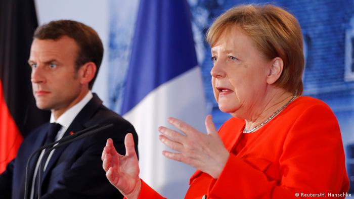 Deutschland, Meseberg, Pressekonferenz, Angela Merkel, Emmanuel Macron, Meseberg Palast, (Reuters/H. Hanschke)