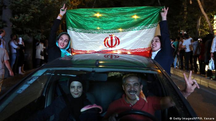 Festime në Teheran pas arritjes së marrëveshjes në grindjen atomike, 2015