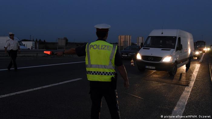 Österreich - Polizeikontrollen an ungarischen Grenze