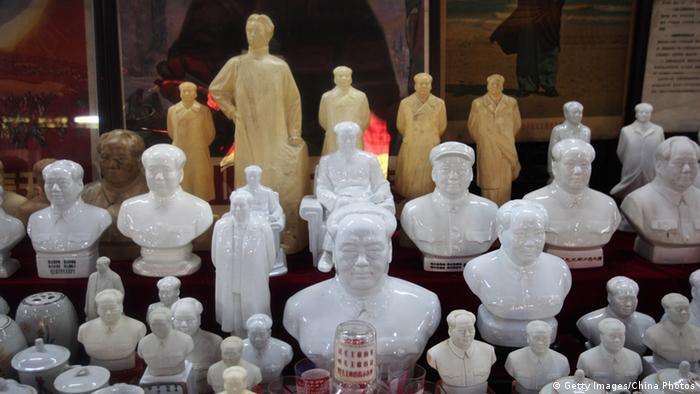 China Mao Devotionalien Porzelanstatuen in Nanjing
