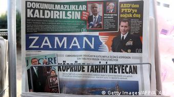 Türkei Titelseite der Zeitung Zaman