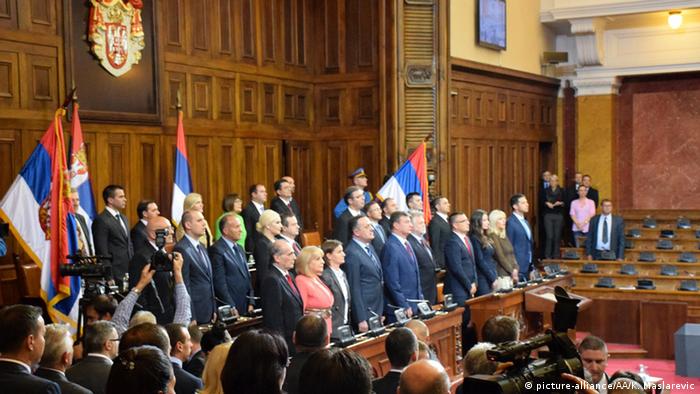 Serbien Belgrad Premierminister Aleksandar Vucic im Parlament