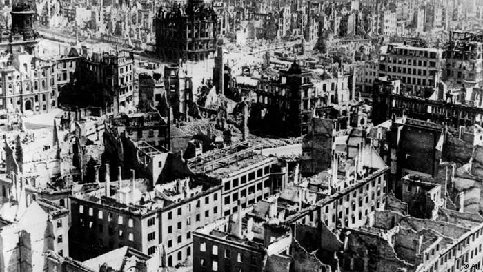 Deutschland Dresden Jahrestag der Zerstörung Dresdens Weltkrieg (AP)