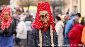 Алеманнская ведьма деревянная маска Карнавал Карнавал
