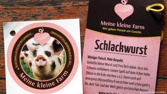A label for sausage made from Pig Number 2 at My Little Farm (Copyright: Wolfgang Kumm/ dpa/lbn)
