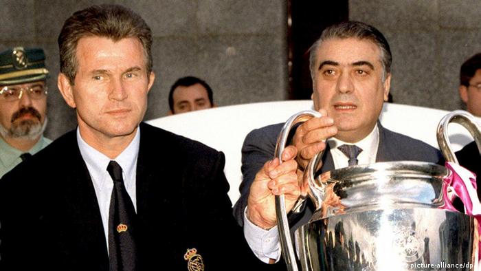 Jupp Heynckes Champions League Pokal 1998 (picture-alliance/dpa)