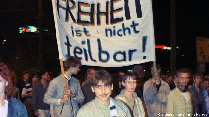 Montagsdemonstrationen Leipzig 1989 (picture alliance/Kimmo Mantyla)