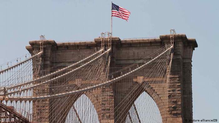 Резултат с изображение за строежът на Бруклинския мост