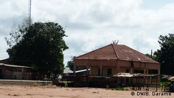 Guinea-Bissau Das Dorf Nhacra (DW/B. Darame)