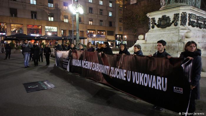 Serbien Demos Vukovar Verbrechen (DW/Igor Jeremic)